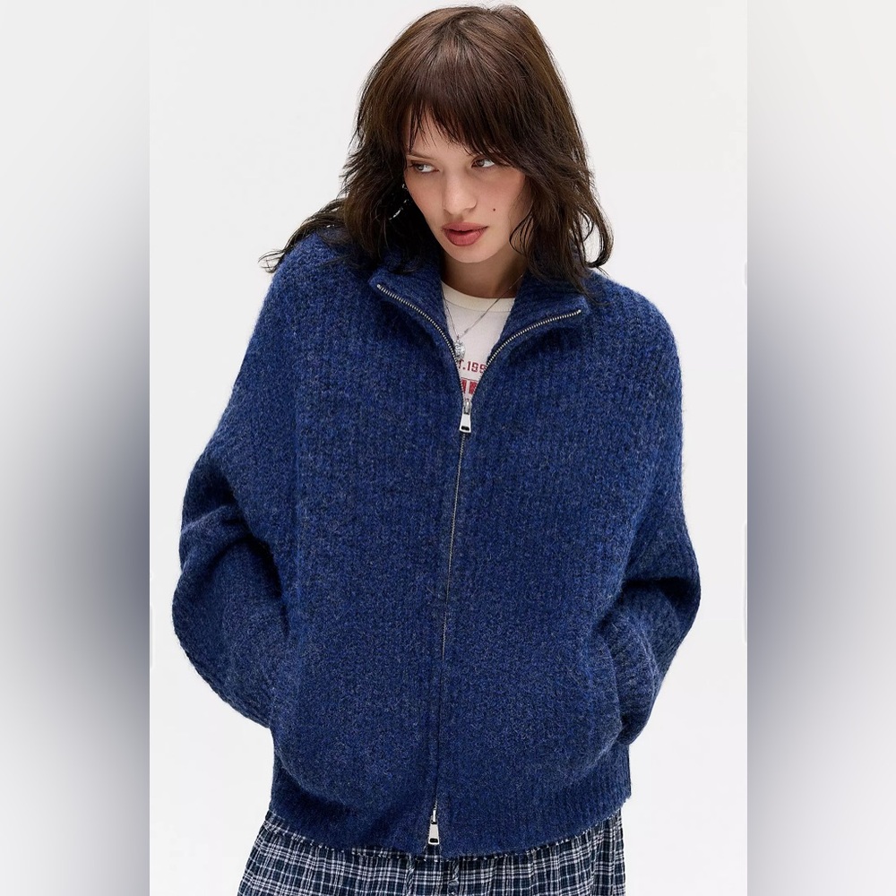 Urban Outfitters Chunky Zip-Up Turtleneck Sweater - Navy Blue